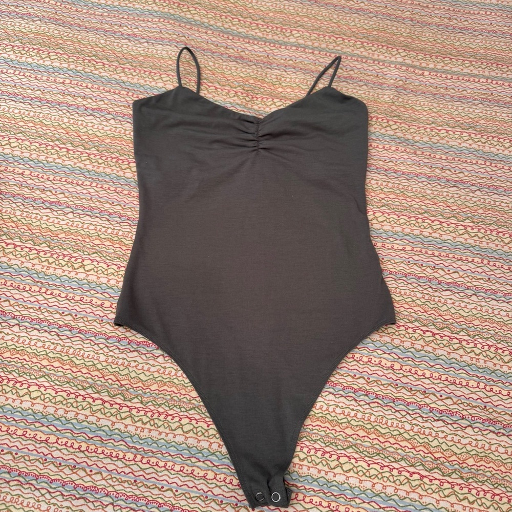 American Eagle Ruched Spaghetti Stray Army Green Bodysuit Small w/snap closure